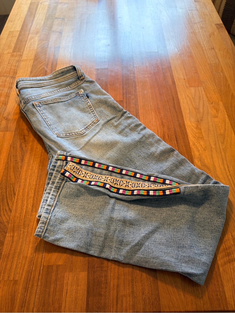 Pilcro Women's Light Blue Straight Jeans with Multicolor Side Trim 28 Waist